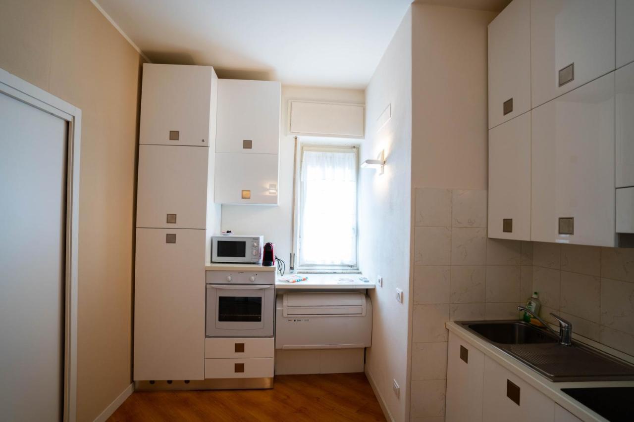 V12 Apartments - Alfieri 2A Novara Zewnętrze zdjęcie